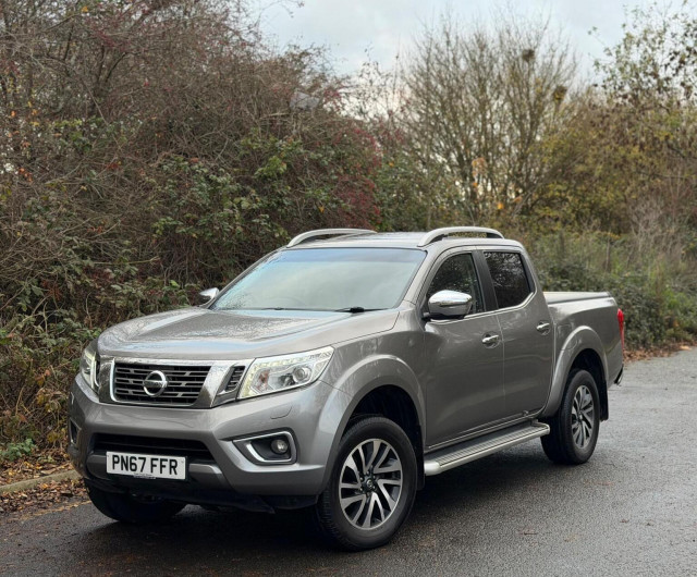 NISSAN NAVARA