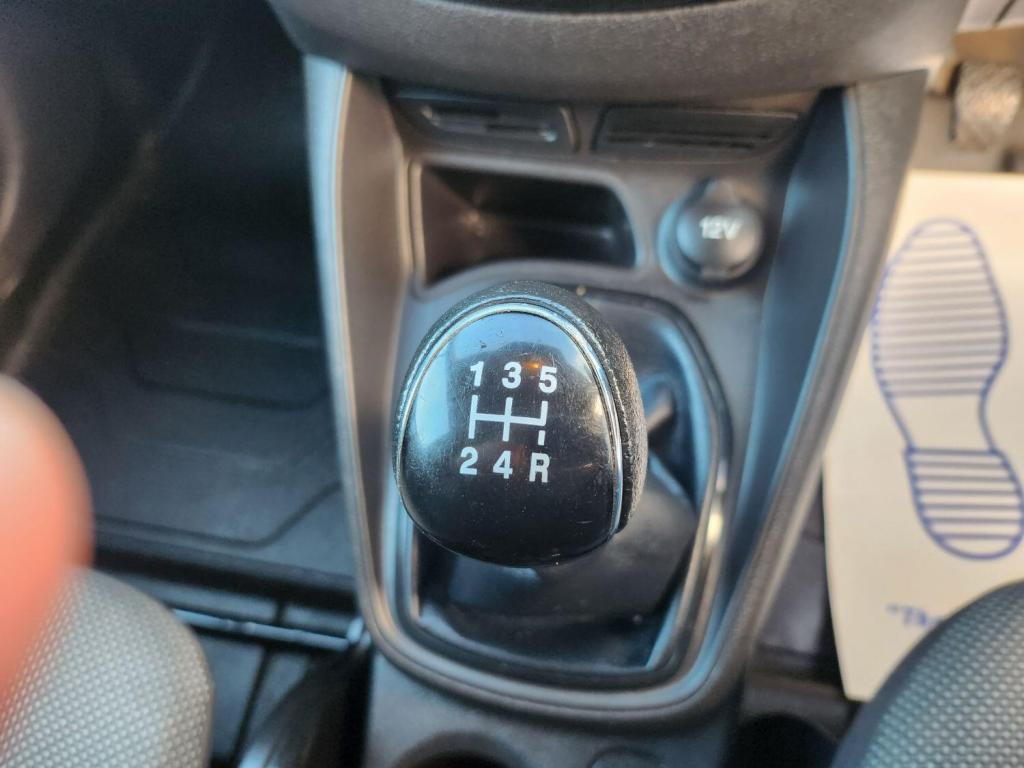 FORD TRANSIT COURIER