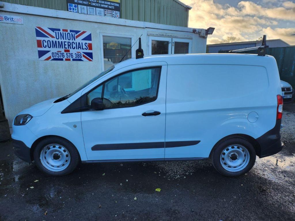 FORD TRANSIT COURIER