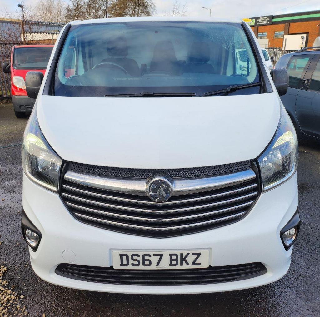 View VAUXHALL VIVARO 1.6 CDTi 2900 Sportive 