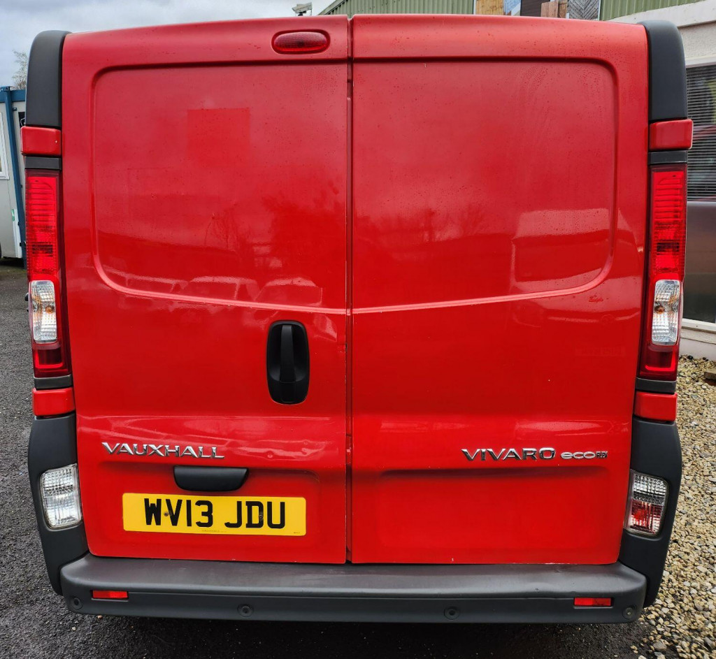 VAUXHALL VIVARO