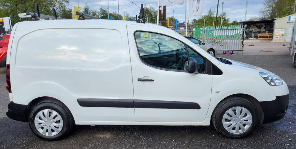 PEUGEOT PARTNER