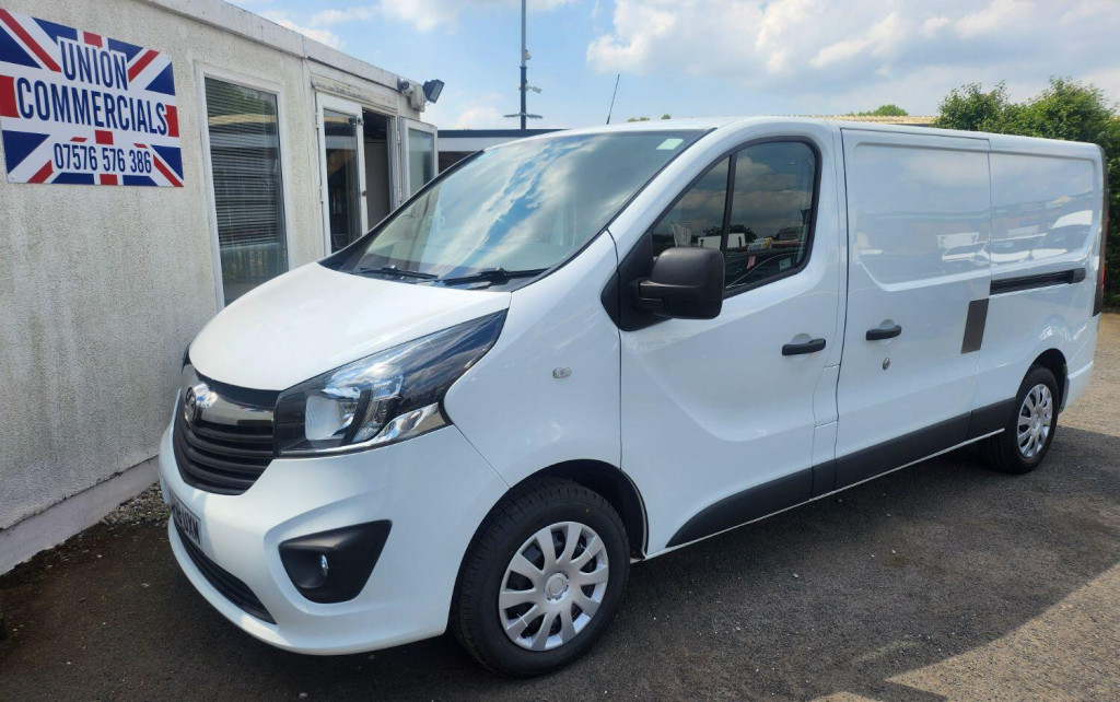 View VAUXHALL VIVARO 1.6 CDTi 2900 Sportive