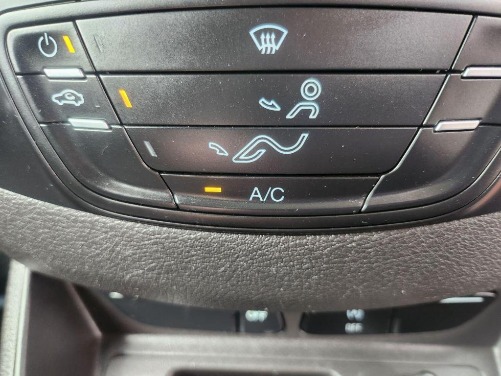 FORD TRANSIT COURIER