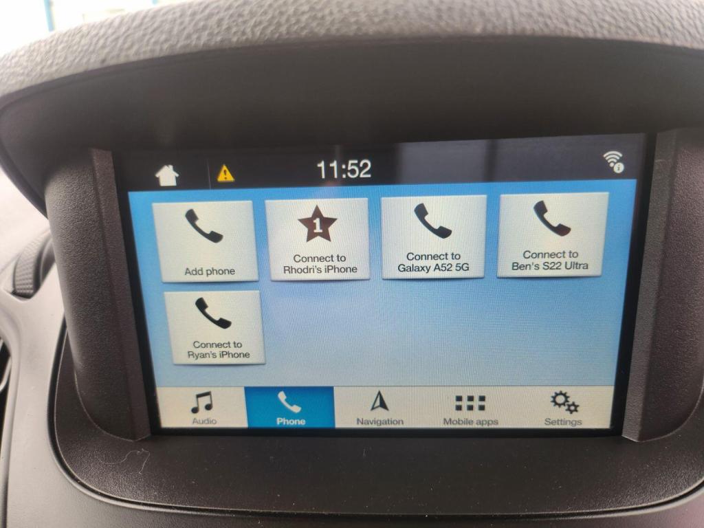 FORD TRANSIT COURIER