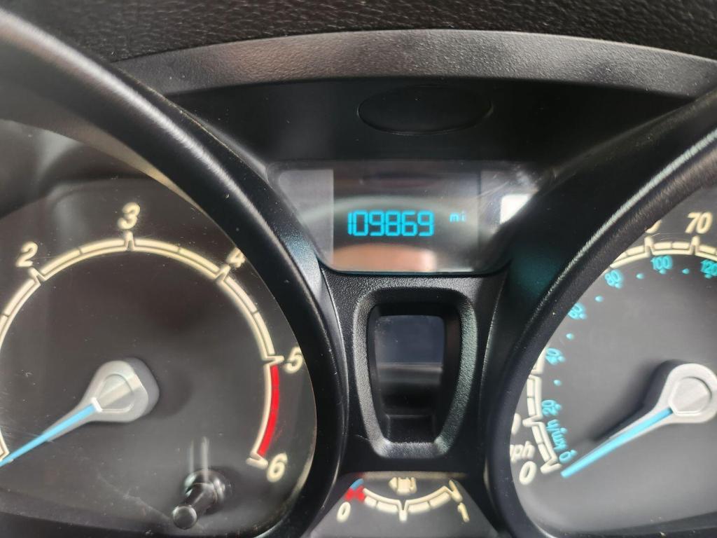 FORD TRANSIT COURIER