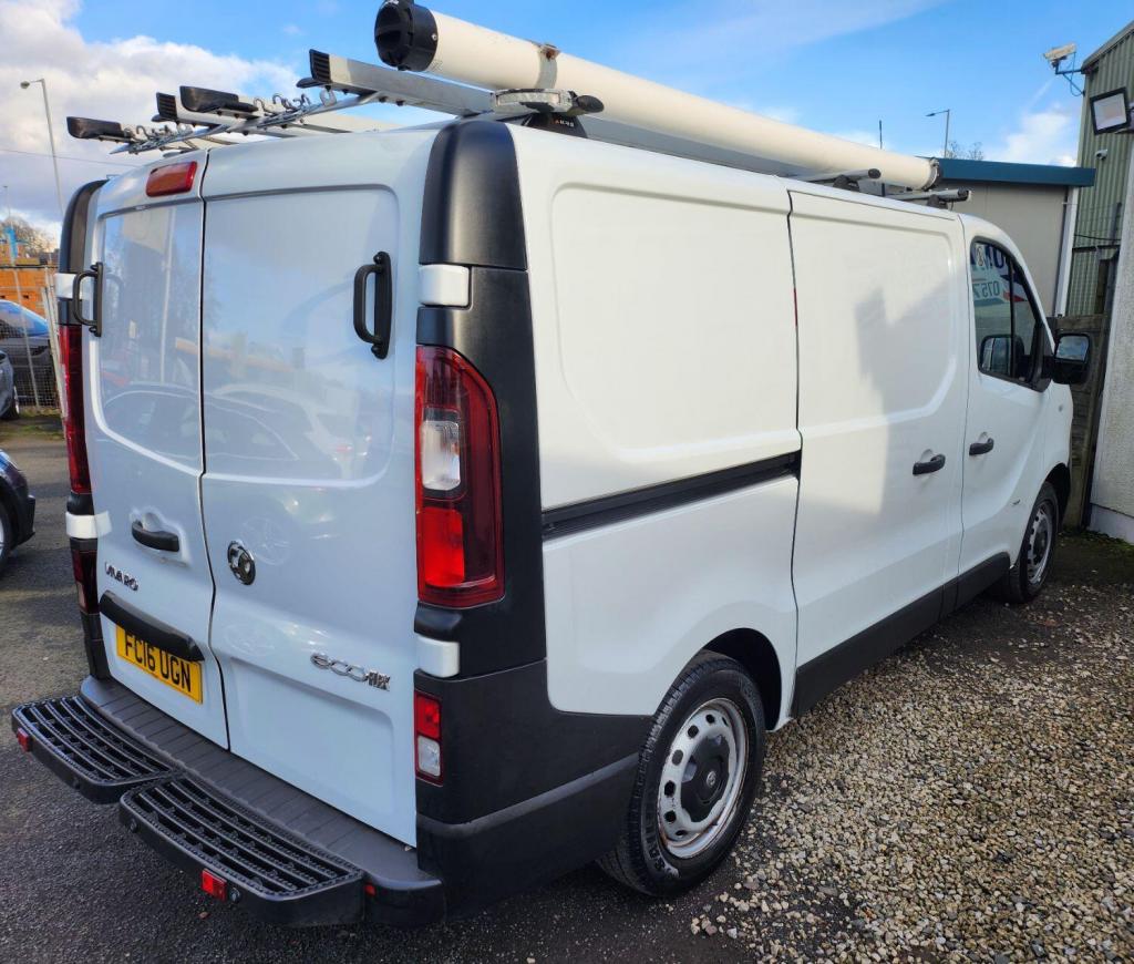 VAUXHALL VIVARO