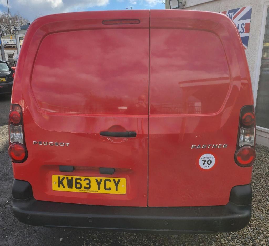 PEUGEOT PARTNER
