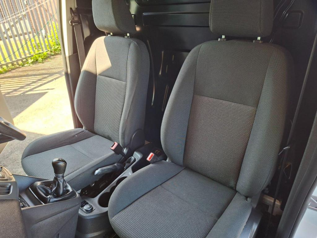 FORD TRANSIT CONNECT