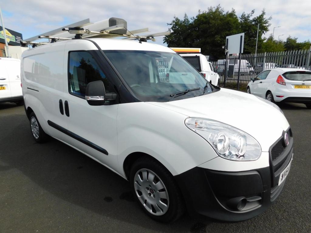 View FIAT DOBLO CARGO 16V MULTIJET