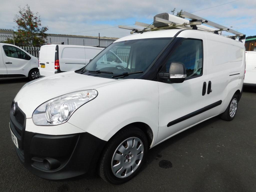 View FIAT DOBLO CARGO 16V MULTIJET
