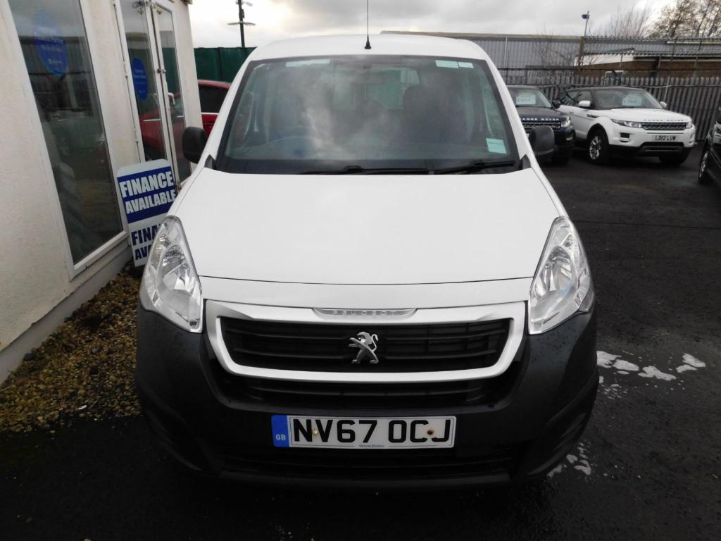 View PEUGEOT PARTNER BlueHDi 100 Crew Van