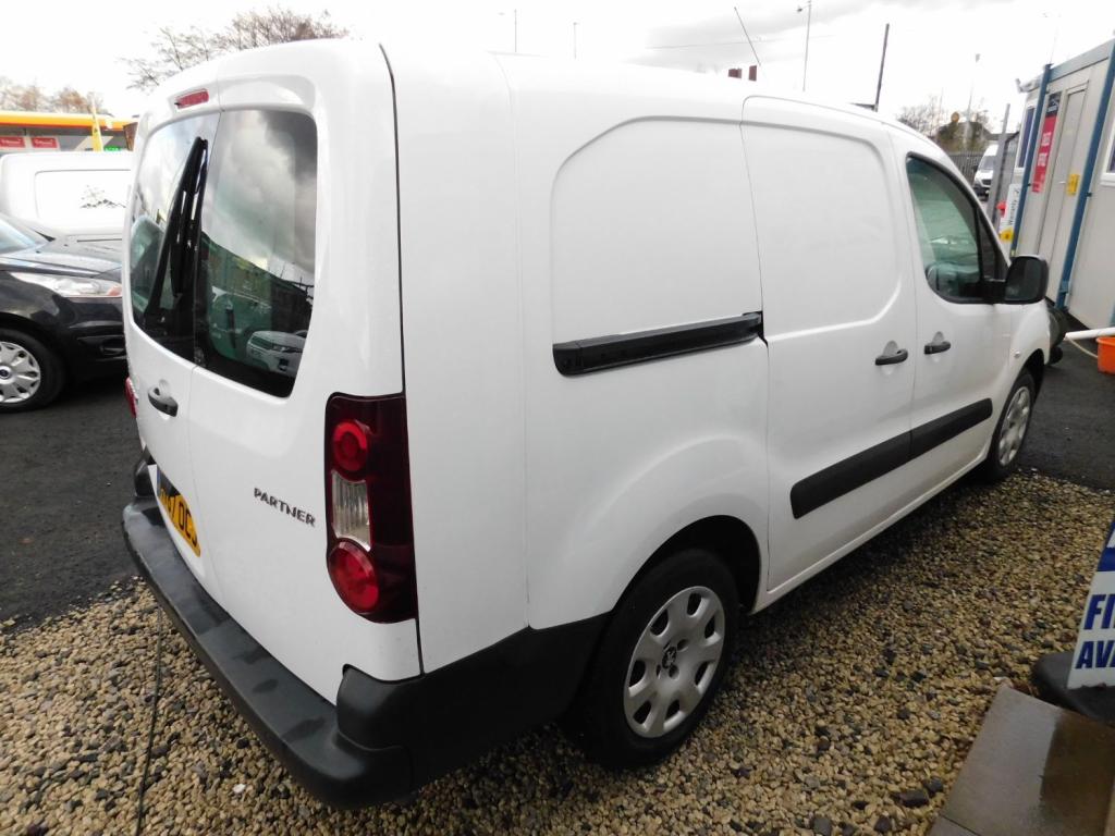 PEUGEOT PARTNER
