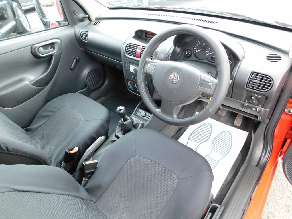 VAUXHALL COMBO