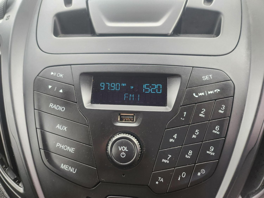 FORD TRANSIT COURIER