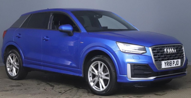 AUDI Q2