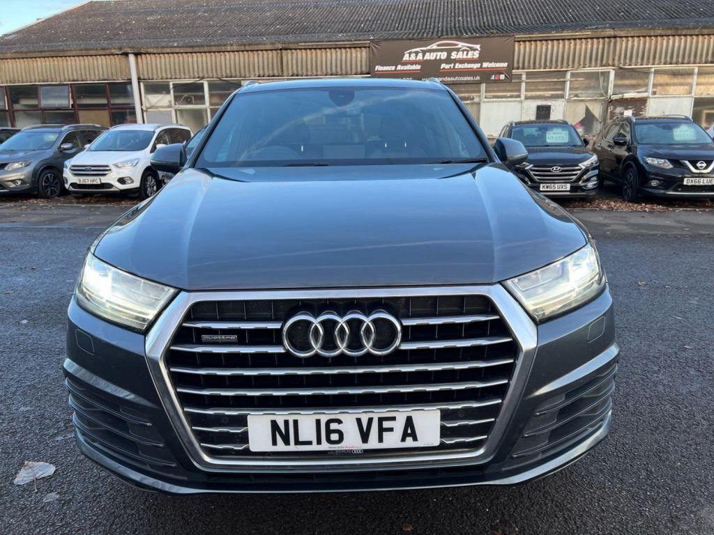 AUDI Q7