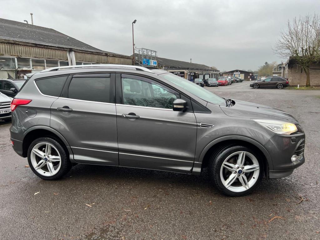 FORD KUGA