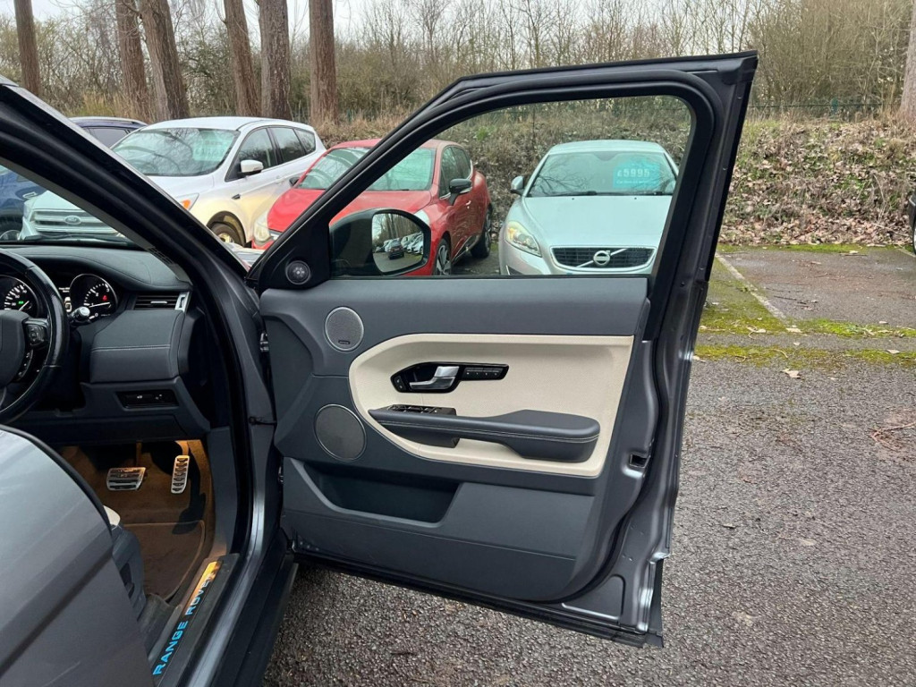 LAND ROVER RANGE ROVER EVOQUE