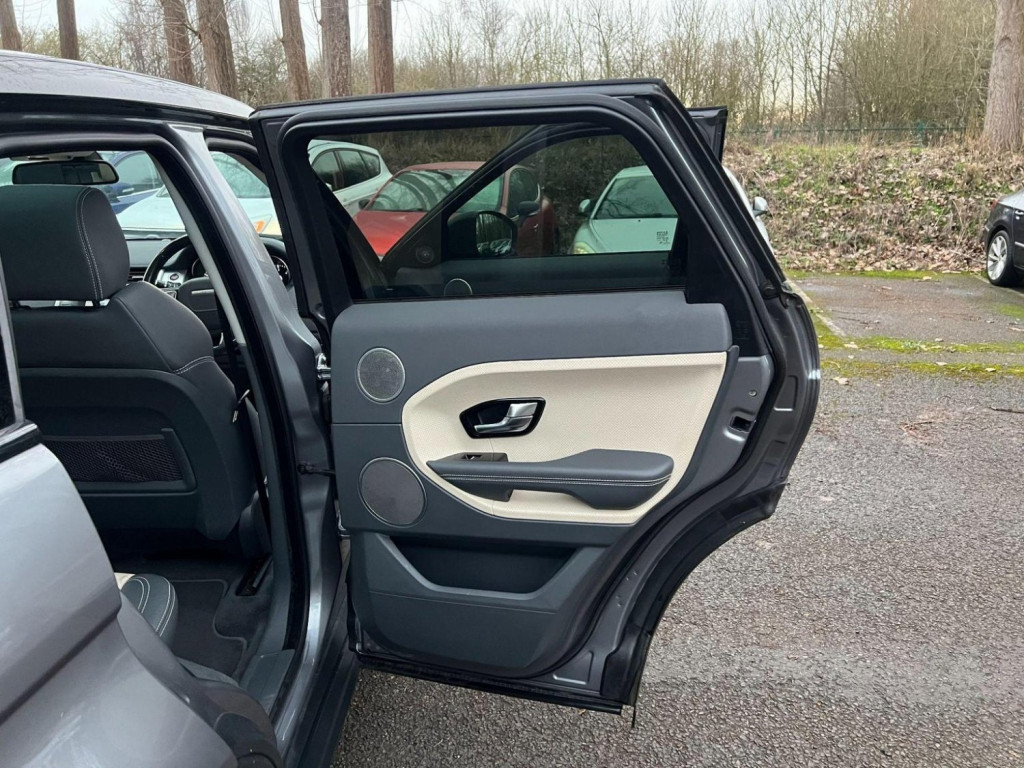 LAND ROVER RANGE ROVER EVOQUE