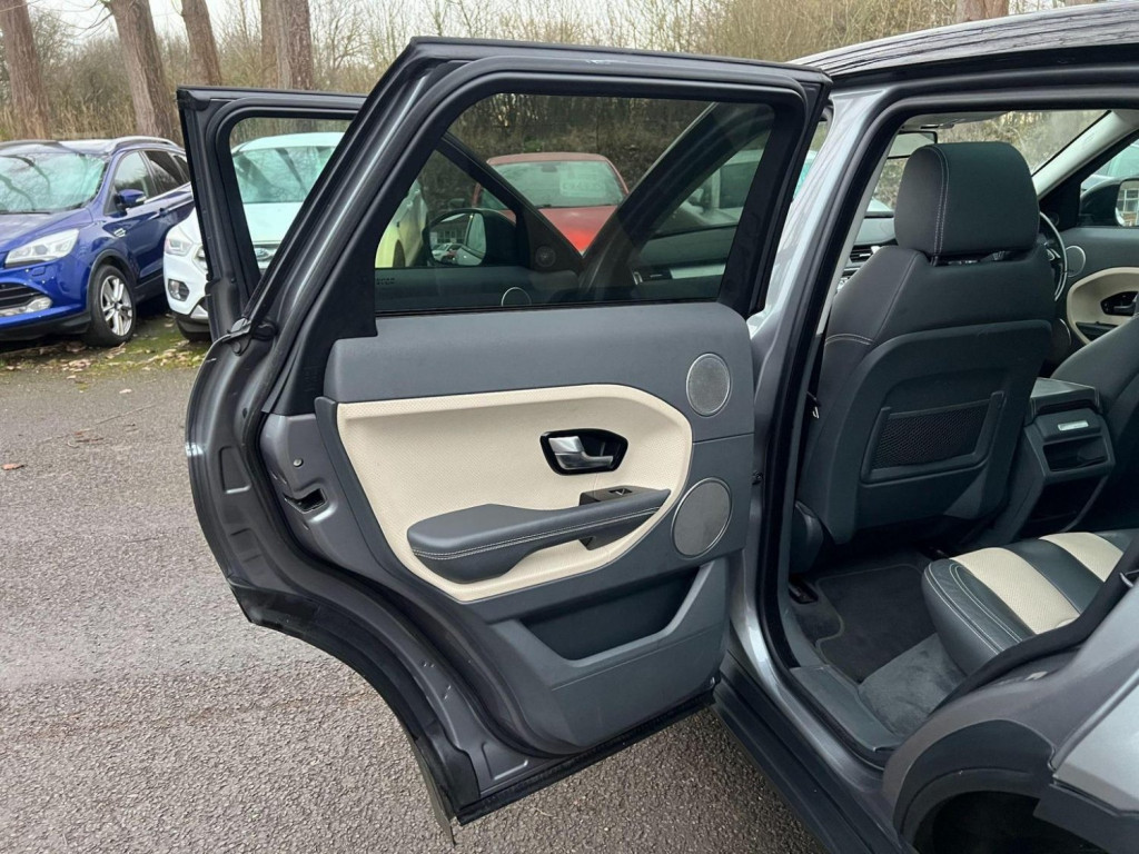 LAND ROVER RANGE ROVER EVOQUE