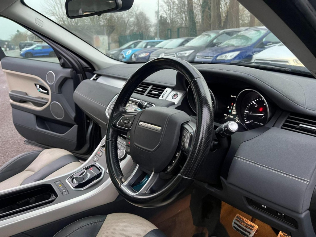 LAND ROVER RANGE ROVER EVOQUE