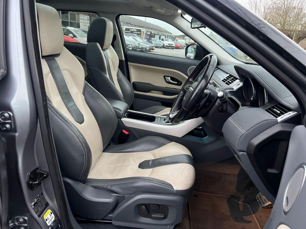 LAND ROVER RANGE ROVER EVOQUE