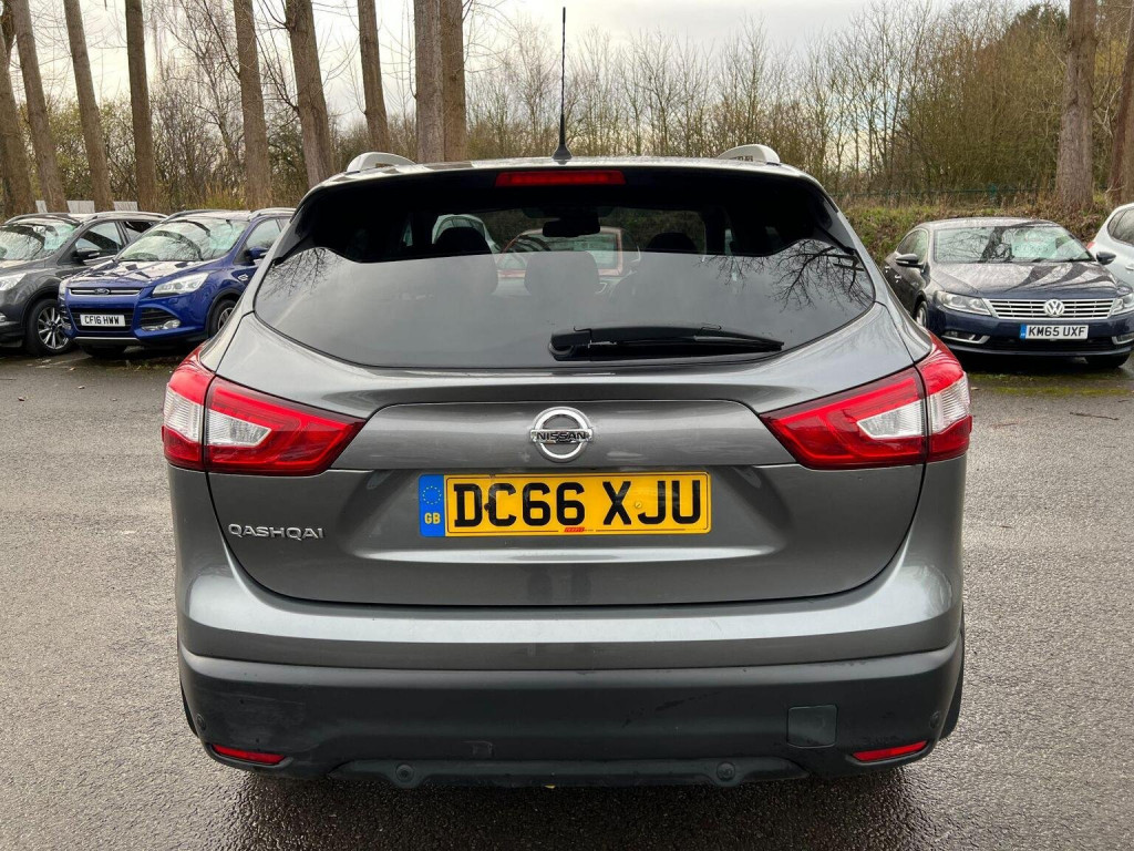 NISSAN QASHQAI