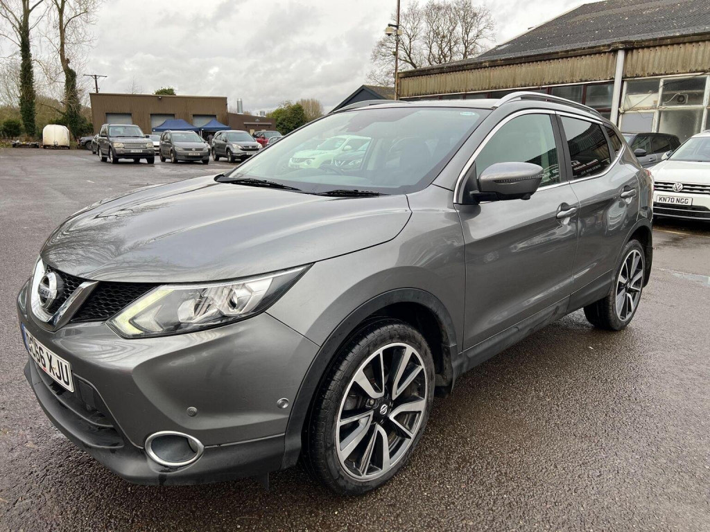 NISSAN QASHQAI