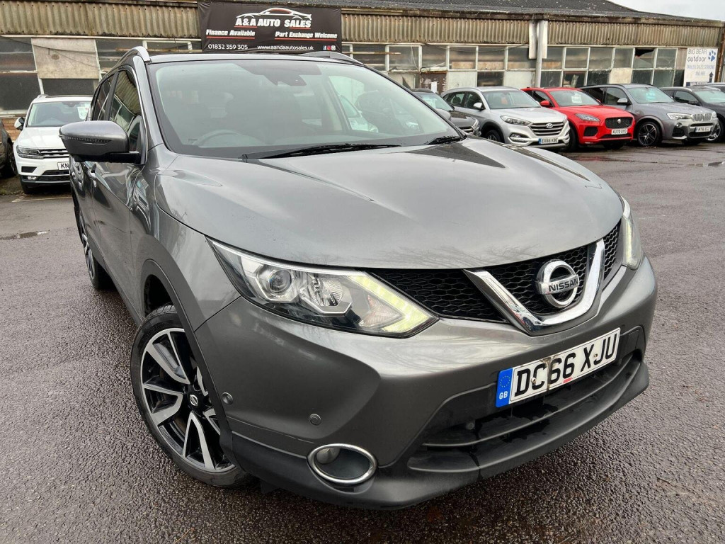 NISSAN QASHQAI