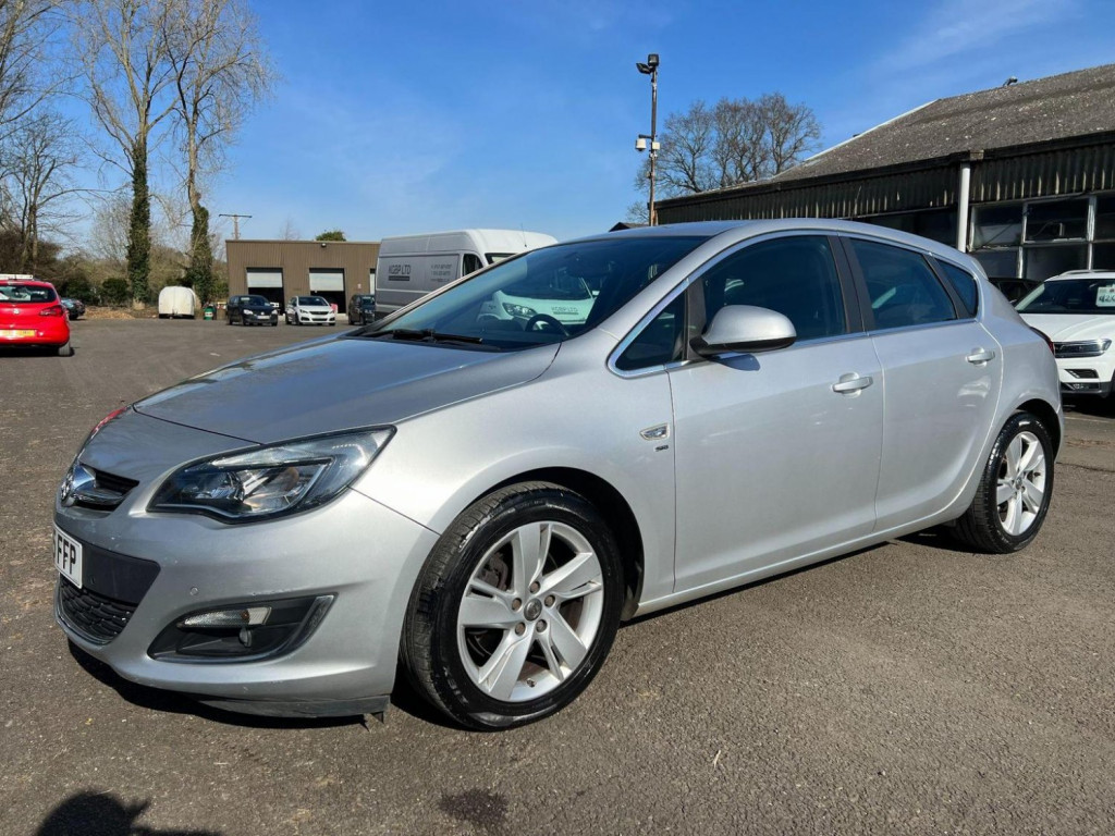 VAUXHALL ASTRA