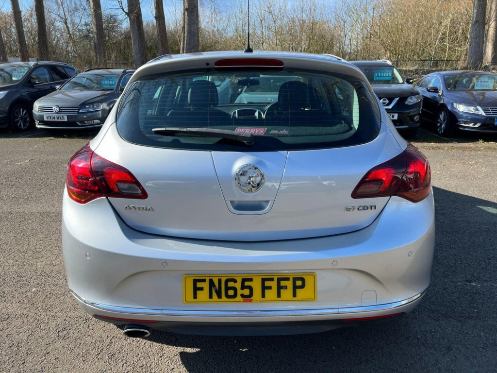 VAUXHALL ASTRA