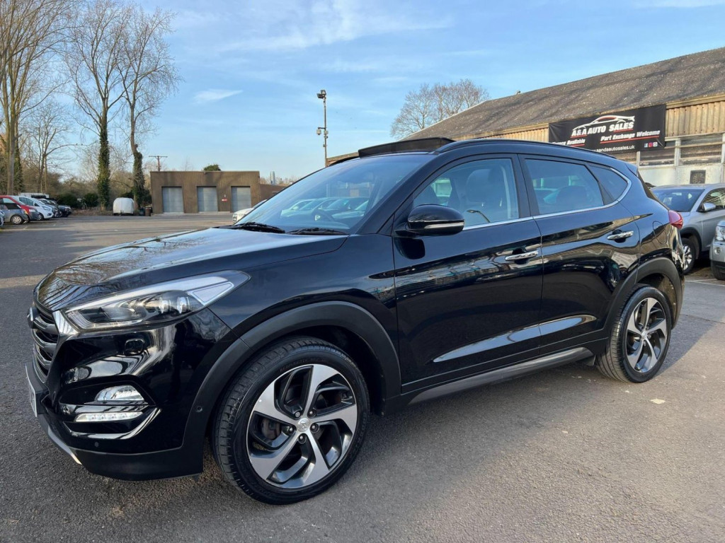 HYUNDAI TUCSON