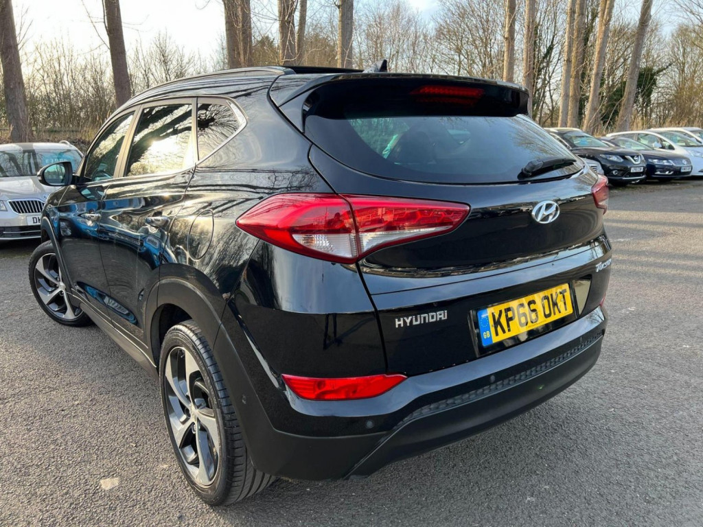 HYUNDAI TUCSON