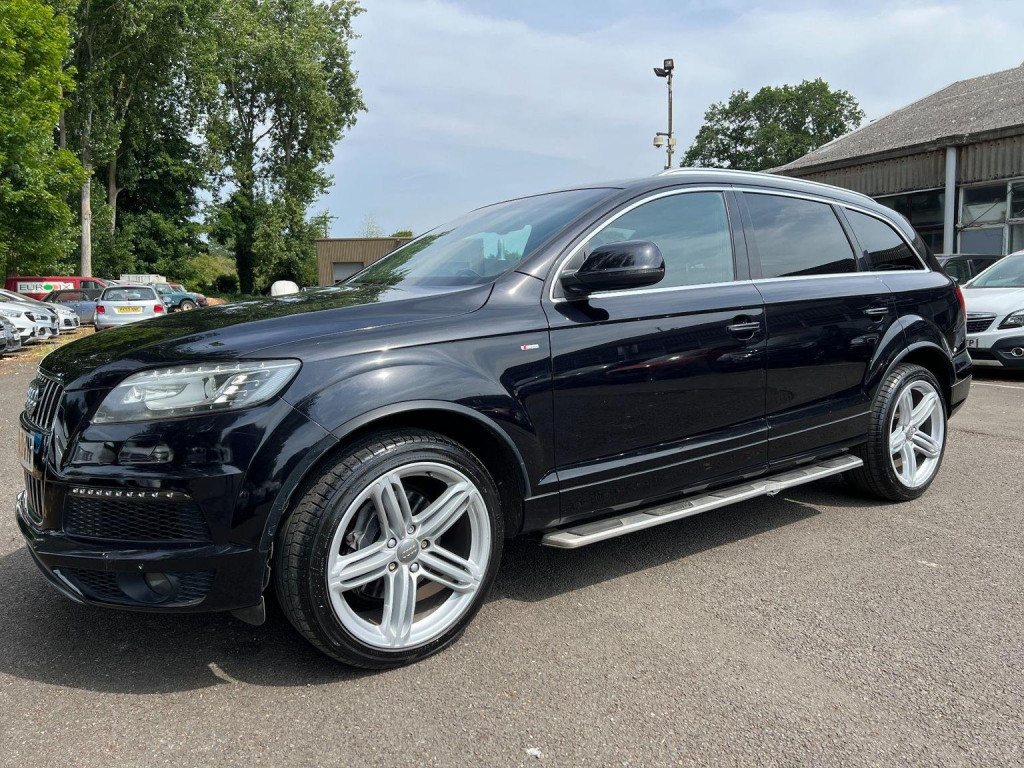 AUDI Q7