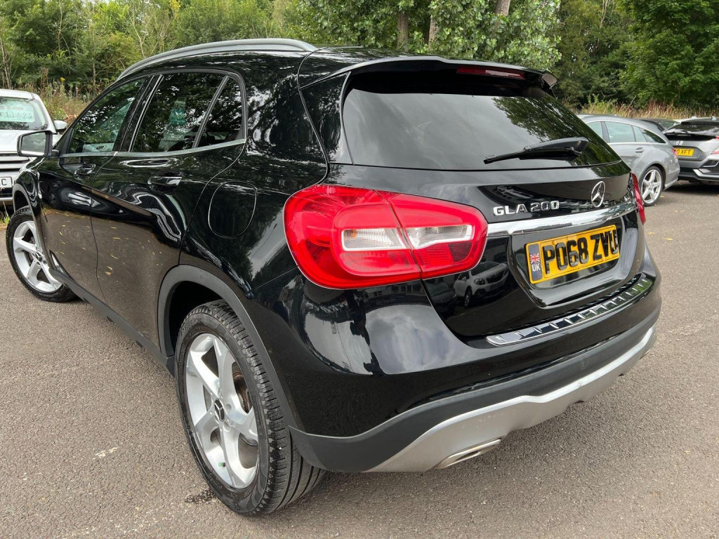 MERCEDES-BENZ GLA CLASS