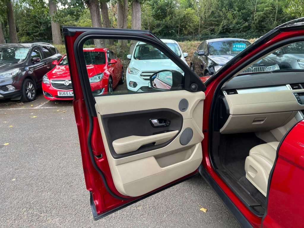 LAND ROVER RANGE ROVER EVOQUE