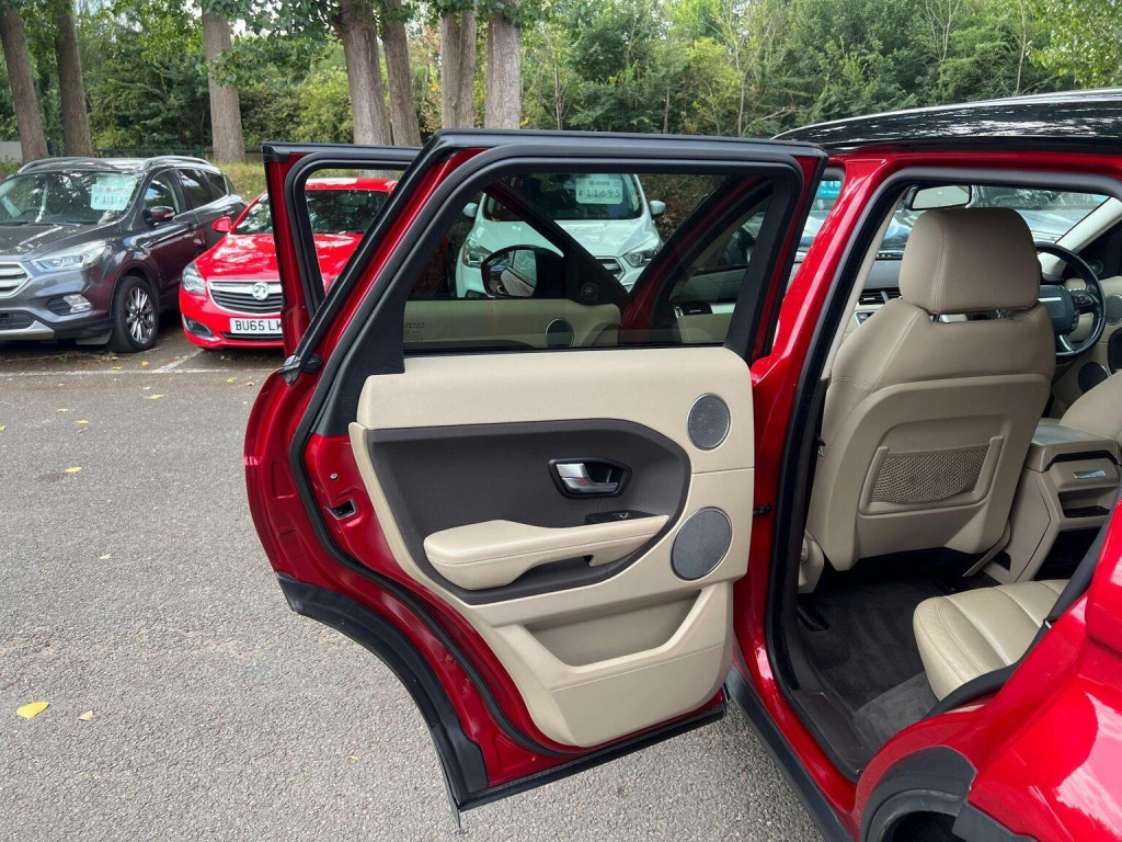 LAND ROVER RANGE ROVER EVOQUE