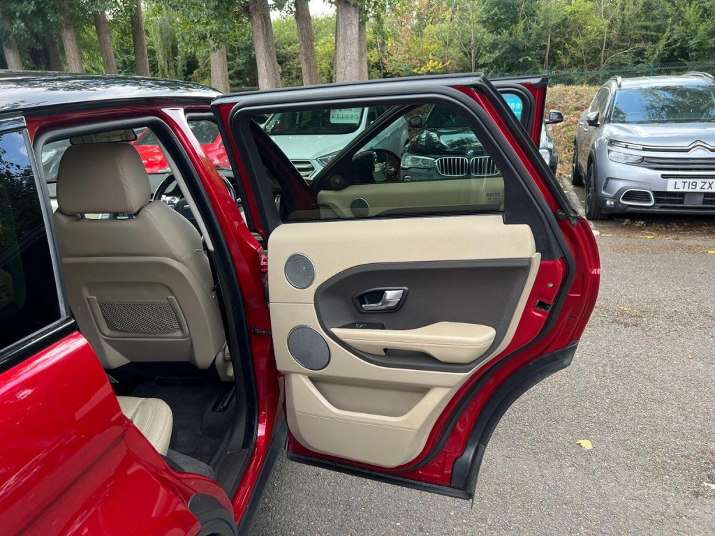 LAND ROVER RANGE ROVER EVOQUE