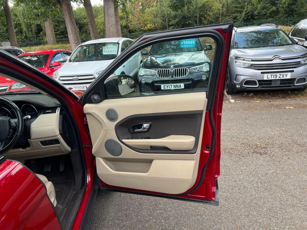 LAND ROVER RANGE ROVER EVOQUE