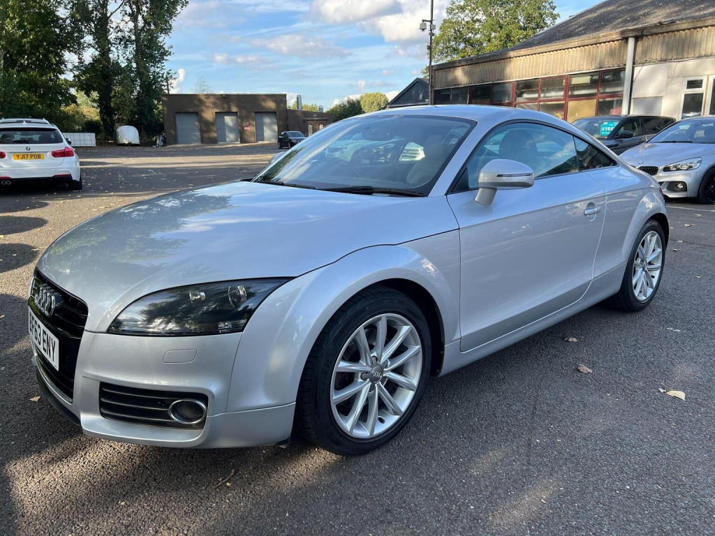 AUDI TT