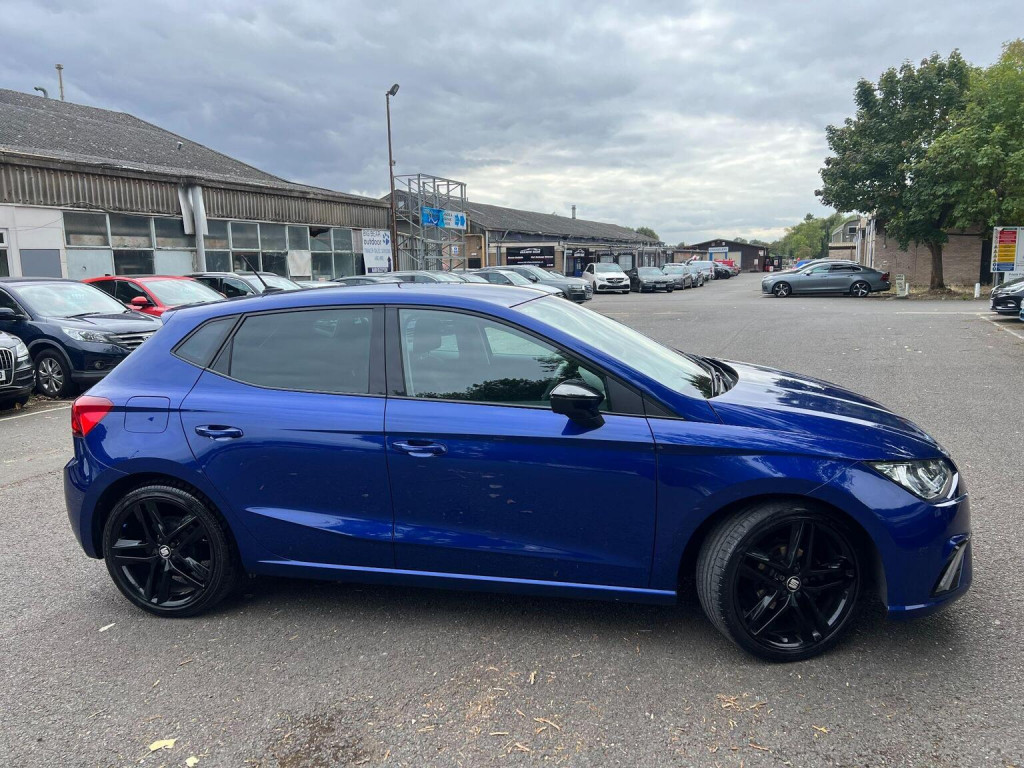 SEAT IBIZA