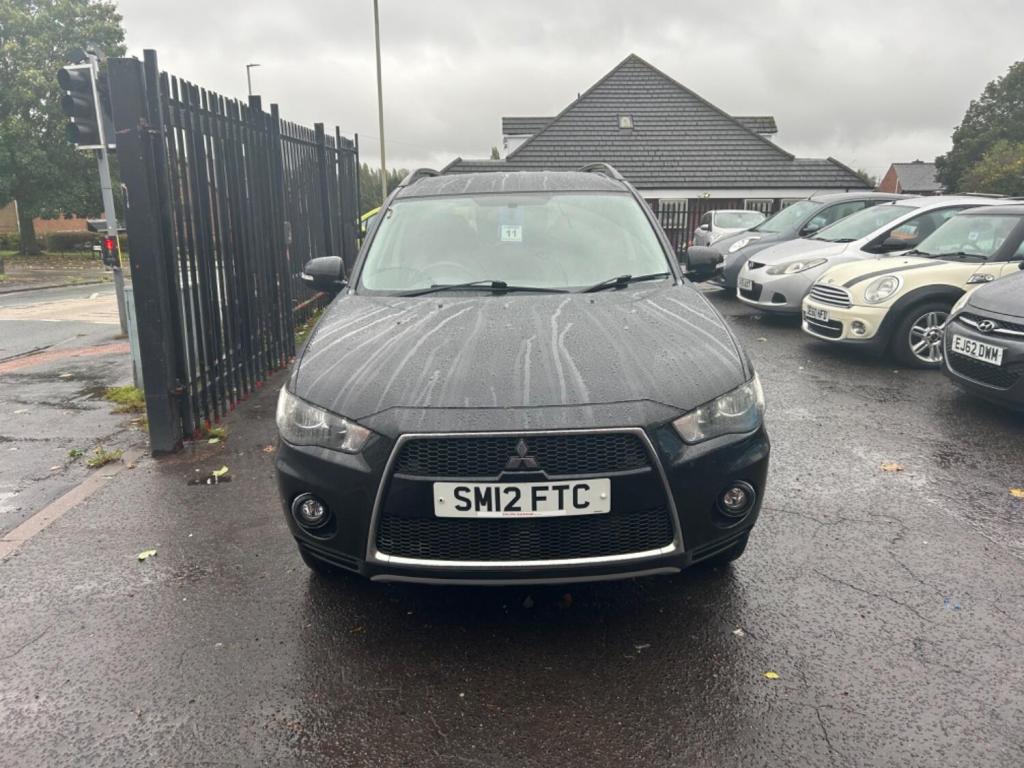 MITSUBISHI OUTLANDER