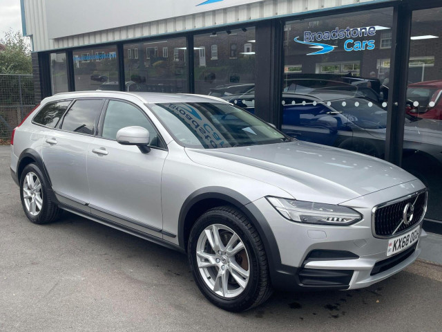 VOLVO V90 CROSS COUNTRY