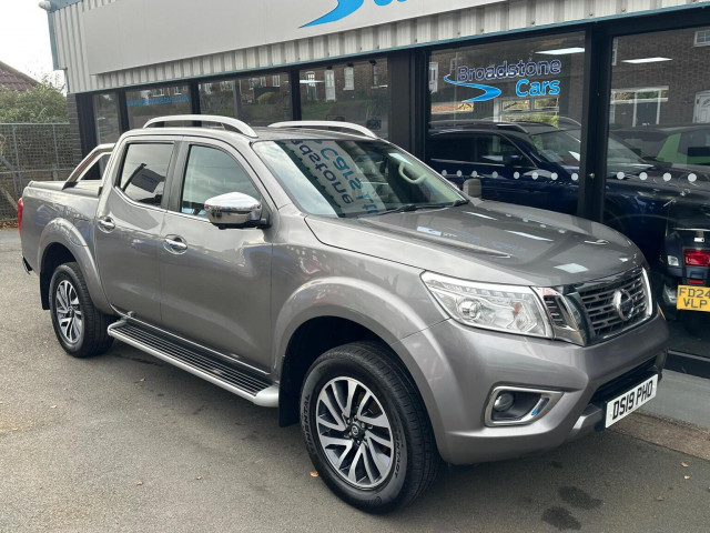 NISSAN NAVARA