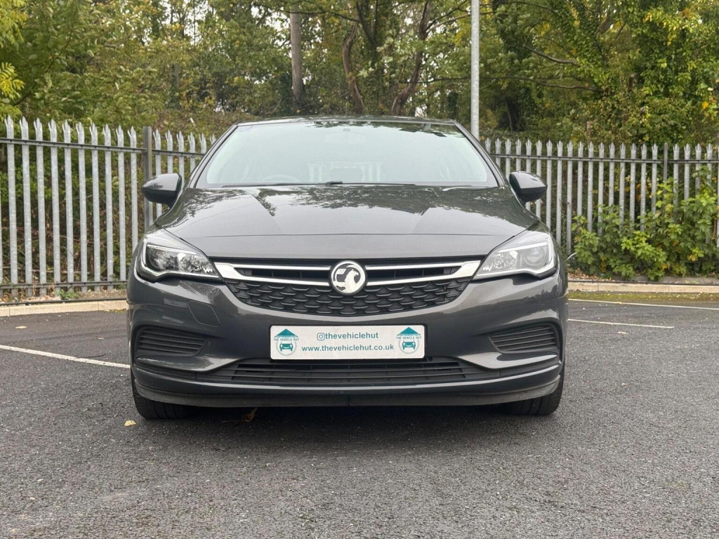 VAUXHALL ASTRA
