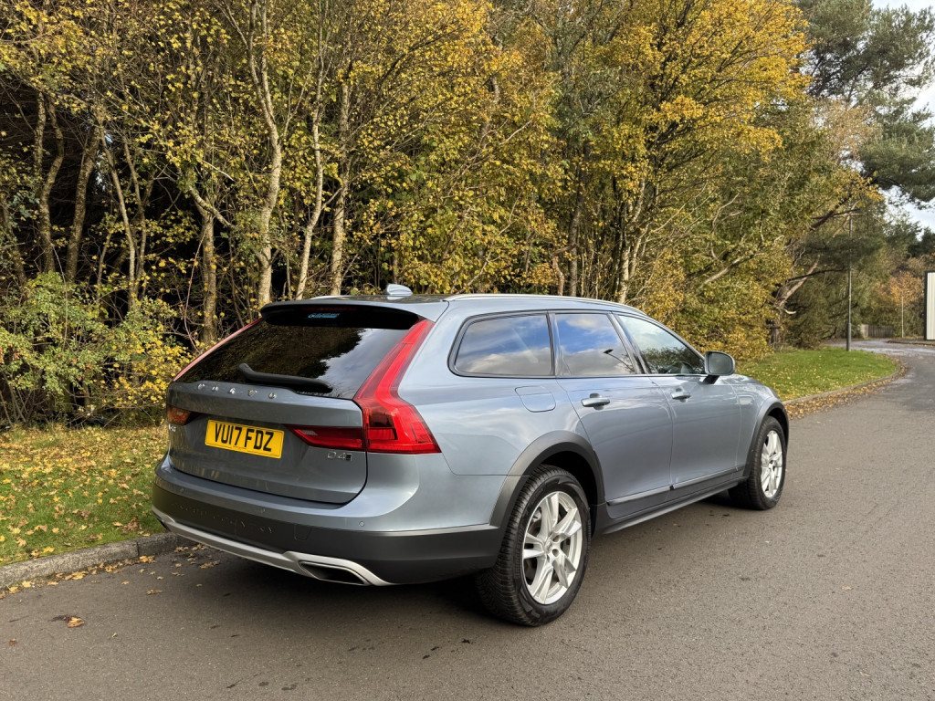 View VOLVO V90 CROSS COUNTRY 2.0 Cross Country D4 AWD