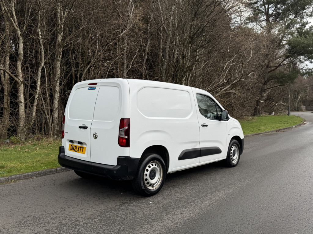 View VAUXHALL COMBO 1.5 Turbo D 2300 Dynamic