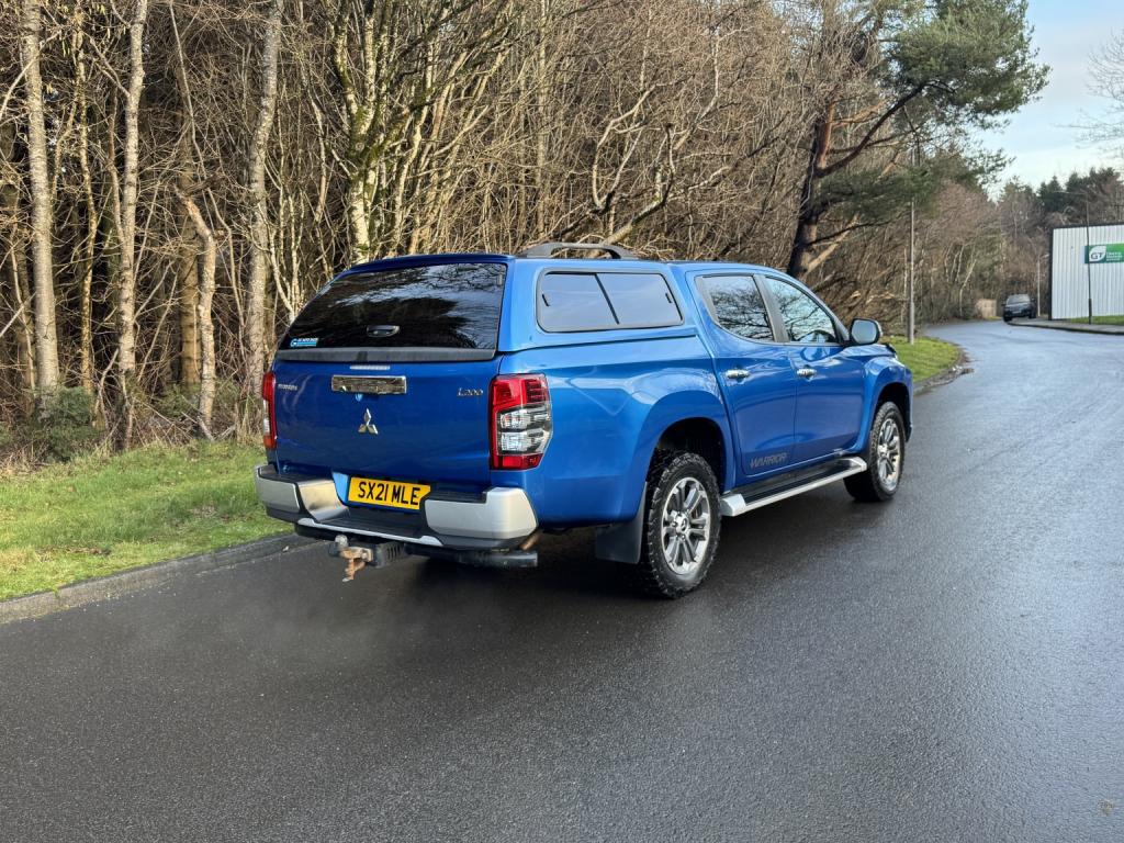 View MITSUBISHI L200 2.2 DI-D DC Warrior