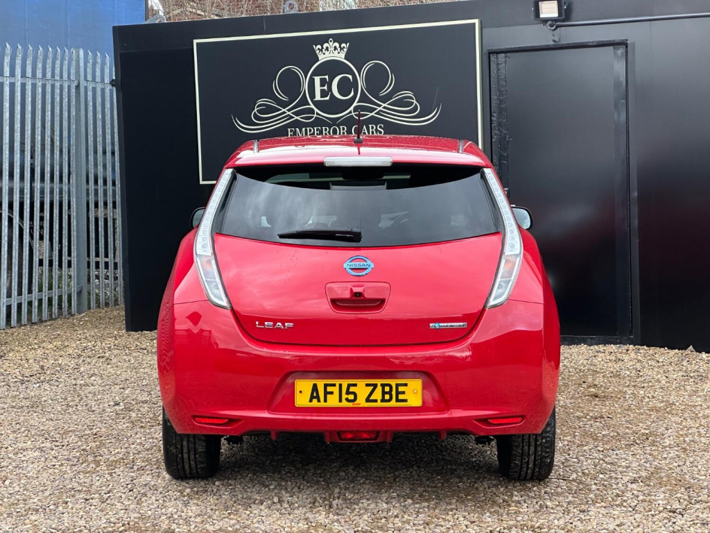 NISSAN LEAF